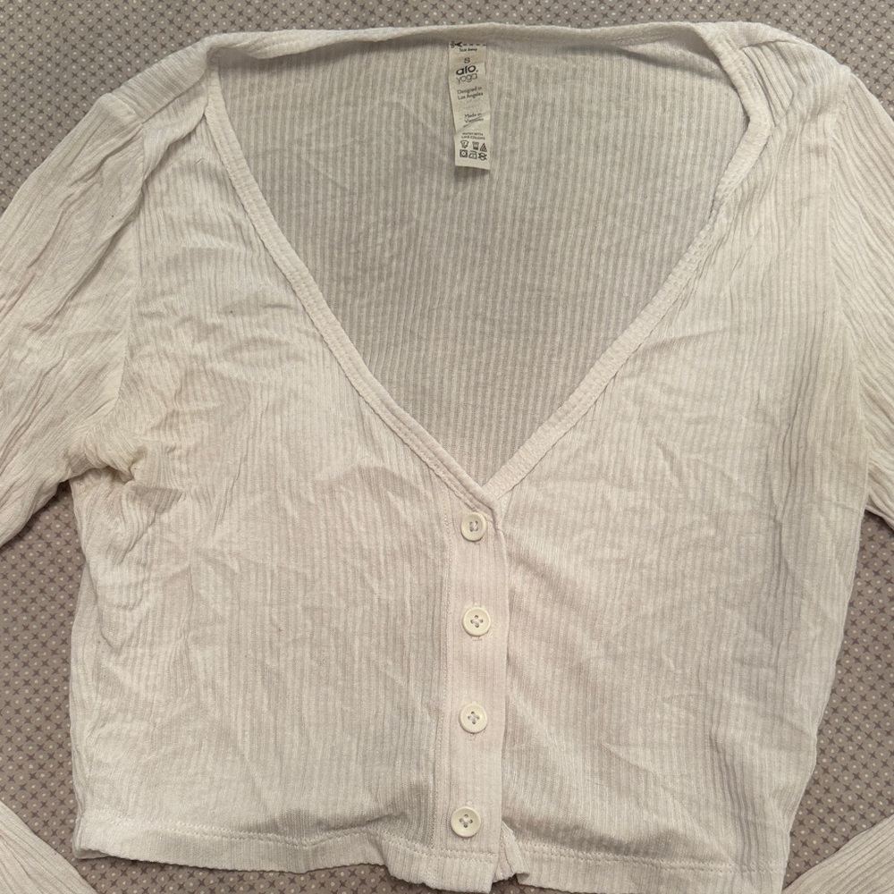 Women's alo Button-Up Top size Small - Picture 3 of 5
